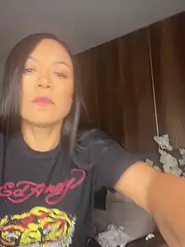 Tiffanyy Lam online show from 02/27/26, 10:21