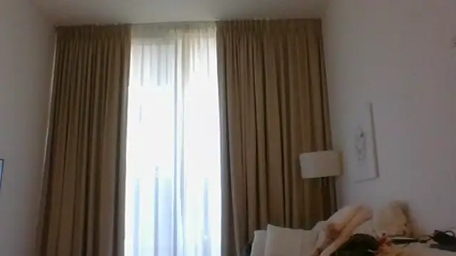 Snapshot of kinkykara25 chatting on 02/26/26, 12:37 kinkykara25 online show from 02/26/26, 12:37