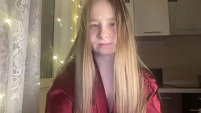 Snapshot of cutefoxieee chatting on 04/22/26, 08:43 cutefoxieee online show from 04/22/26, 08:43