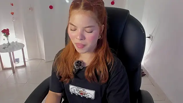 Snapshot of everyh_1 chatting on 02/25/26, 10:19 everyh 1 online show from 02/25/26, 10:19