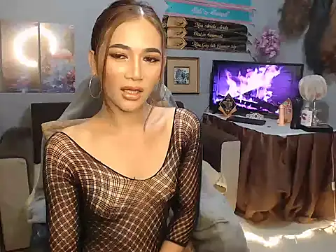 Snapshot of Demonsfuck chatting on 05/16/26, 12:18 Demonsfuck online show from 05/16/26, 12:18