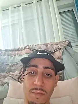 Snapshot of JestingSense chatting on 03/25/26, 03:18 JestingSense online show from 03/25/26, 03:18