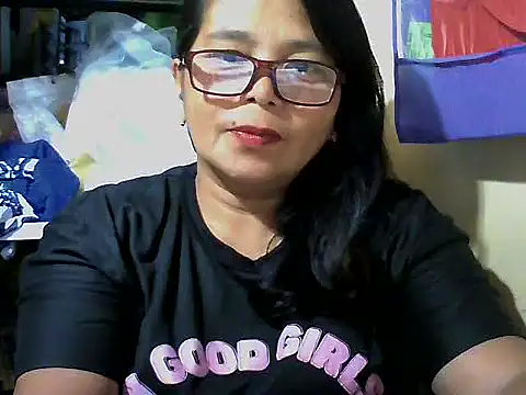 Snapshot of Flowerblossom123 chatting on 03/21/26, 09:03 Flowerblossom123 online show from 03/21/26, 09:03