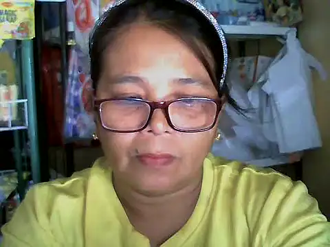 Snapshot of Flowerblossom123 chatting on 03/23/26, 01:09 Flowerblossom123 online show from 03/23/26, 01:09