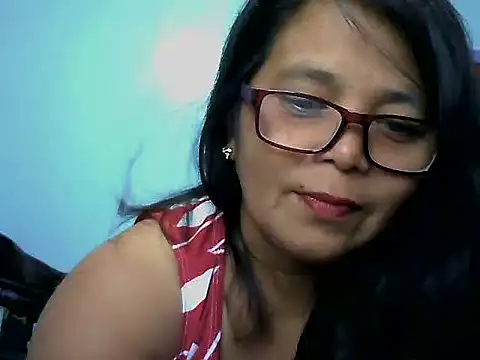 Snapshot of Flowerblossom123 chatting on 04/03/26, 06:00 Flowerblossom123 online show from 04/03/26, 06:00