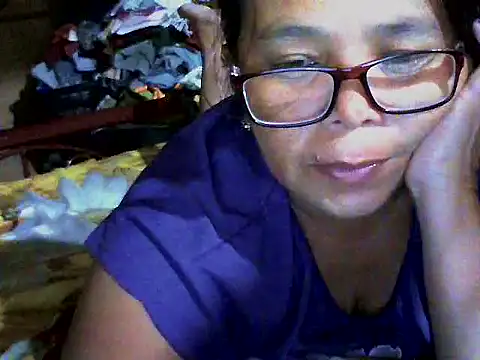 Snapshot of Flowerblossom123 chatting on 04/04/26, 02:03 Flowerblossom123 online show from 04/04/26, 02:03