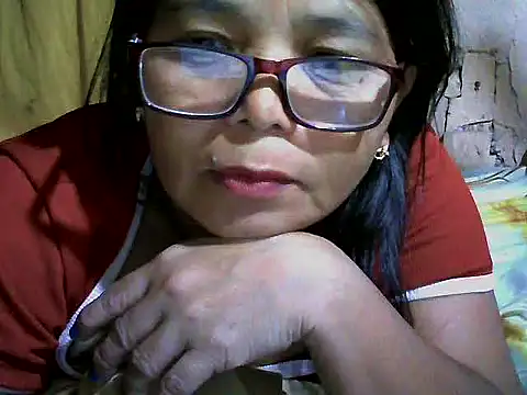 Snapshot of Flowerblossom123 chatting on 04/12/26, 06:46 Flowerblossom123 online show from 04/12/26, 06:46