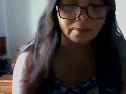 Snapshot of Flowerblossom123 chatting on 04/18/26, 07:12 Flowerblossom123 online show from 04/18/26, 07:12