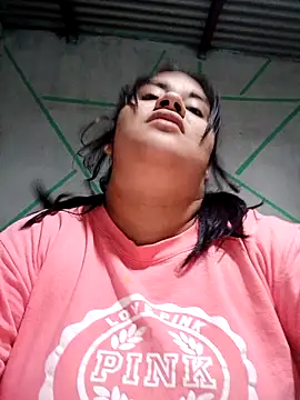 Snapshot of Orianamzn21 chatting on 05/03/26, 10:16 Orianamzn21 online show from 05/03/26, 10:16