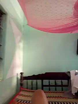 Snapshot of hungdecu chatting on 02/23/26, 08:01 hungdecu online show from 02/23/26, 08:01