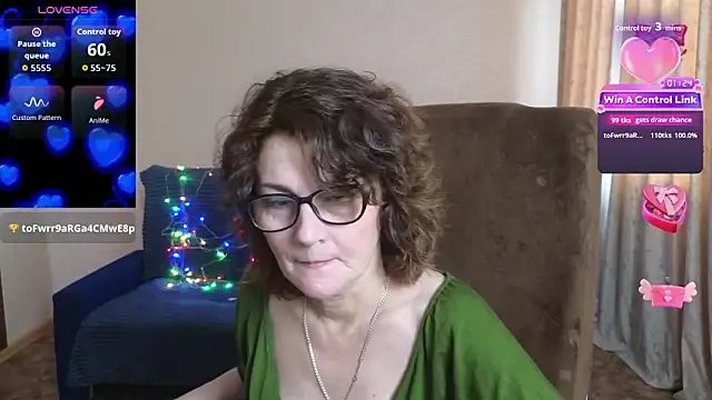 Snapshot of Miss_Amberr chatting on 03/05/26, 12:56 Miss Amberr online show from 03/05/26, 12:56