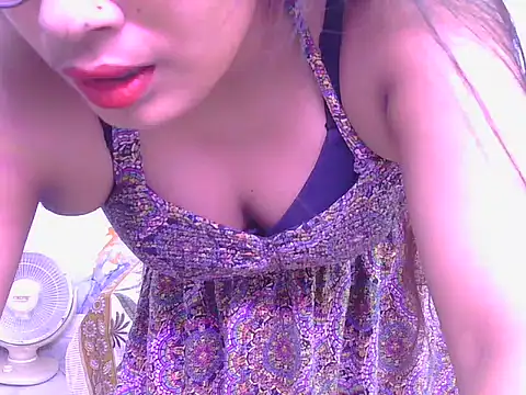 Snapshot of Aayesha-queen chatting on 03/15/26, 03:56 Aayesha-queen online show from 03/15/26, 03:56