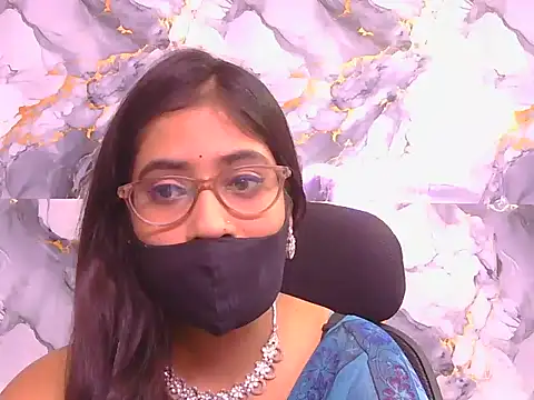 Snapshot of Aayesha-queen chatting on 05/14/26, 04:41 Aayesha-queen online show from 05/14/26, 04:41