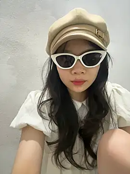 Snapshot of Nancyk6 chatting on 04/12/26, 04:12 Nancyk6 online show from 04/12/26, 04:12