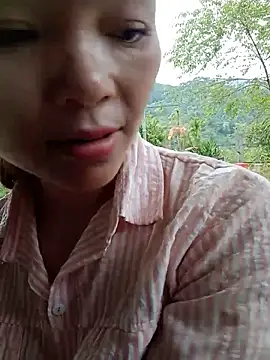 Snapshot of Salyk5 chatting on 05/23/26, 03:23 Salyk5 online show from 05/23/26, 03:23