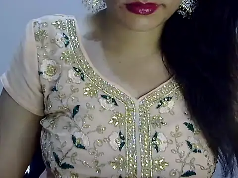 Neha Sharma2 online show from 04/13/26, 12:49