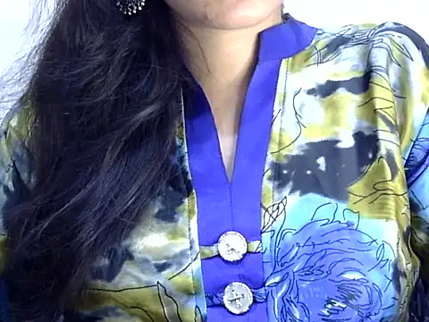 Snapshot of Neha_Sharma2 chatting on 05/03/26, 12:33 Neha Sharma2 online show from 05/03/26, 12:33