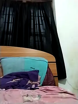 Snapshot of madhu2002sl chatting on 02/26/26, 12:37 madhu2002sl online show from 02/26/26, 12:37