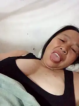 heesuu11 online show from 04/06/26, 05:03