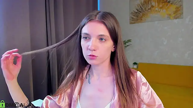 Snapshot of Ella_Fex chatting on 03/18/26, 01:03 Ella Fex online show from 03/18/26, 01:03