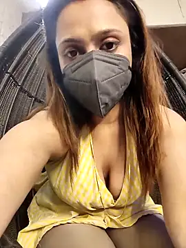 Snapshot of ChocoLustGirl chatting on 04/05/26, 02:14 ChocoLustGirl online show from 04/05/26, 02:14