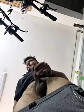 Snapshot of boyp3netrat0r chatting on 04/12/26, 06:35 boyp3netrat0r online show from 04/12/26, 06:35