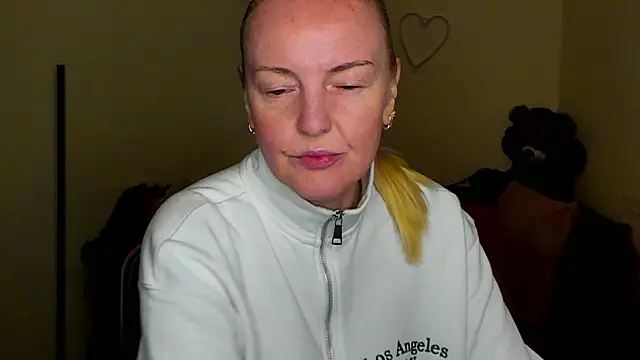 Bella soulmate online show from 03/31/26, 11:21