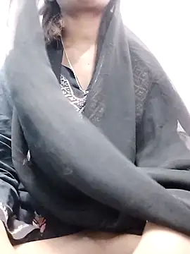 Snapshot of Karishma_88 chatting on 03/07/26, 05:37 Karishma 88 online show from 03/07/26, 05:37
