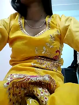 Snapshot of Karishma_88 chatting on 03/19/26, 06:50 Karishma 88 online show from 03/19/26, 06:50