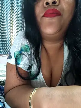 Moonae online show from 03/08/26, 07:34