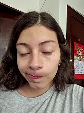 Snapshot of IrisBound chatting on 04/11/26, 01:26 IrisBound online show from 04/11/26, 01:26