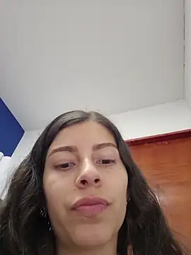 Snapshot of IrisBound chatting on 04/15/26, 08:53 IrisBound online show from 04/15/26, 08:53