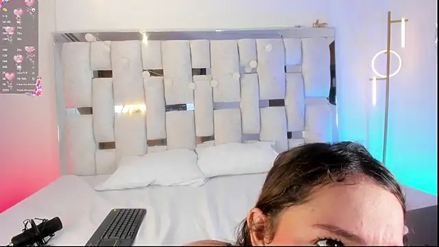 HecateCorvin online show from 02/26/26, 12:48