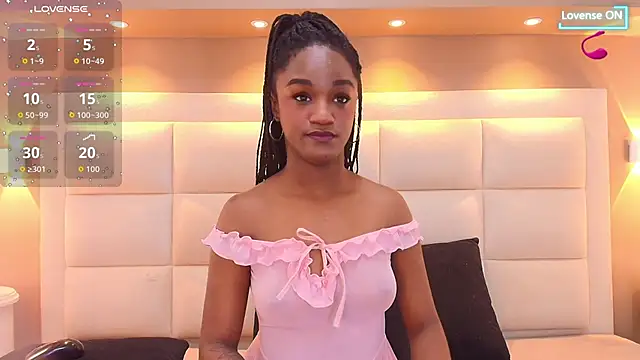 Chloebrunnie online show from 05/16/26, 12:15