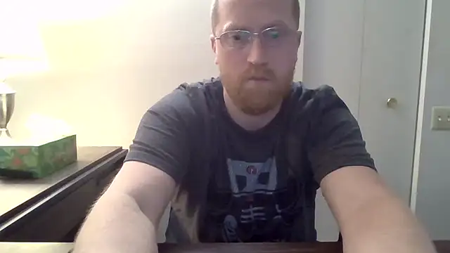 Snapshot of tytheexhibionist chatting on 04/02/26, 01:09 tytheexhibionist online show from 04/02/26, 01:09