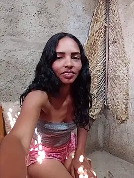 Snapshot of valentina_gomez1 chatting on 04/11/26, 01:04 valentina gomez1 online show from 04/11/26, 01:04
