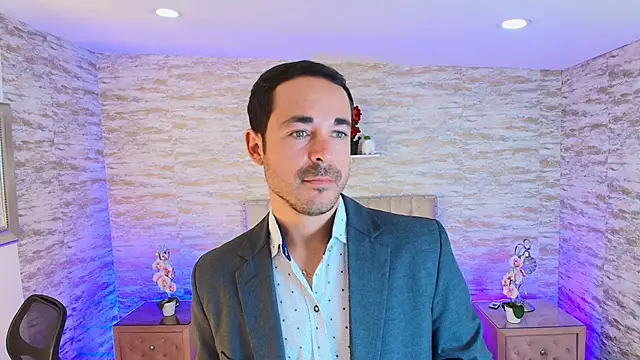 Snapshot of Adams_Sanz chatting on 05/20/26, 08:37 Adams Sanz online show from 05/20/26, 08:37
