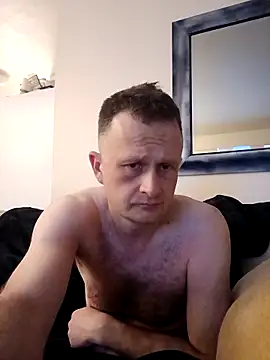 Snapshot of Thomasallen04 chatting on 03/03/26, 01:23 Thomasallen04 online show from 03/03/26, 01:23