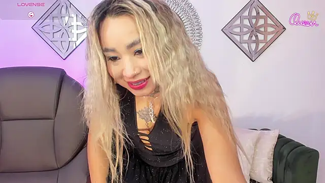 mystic nova  online show from 04/03/26, 11:30