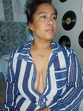 medusafox  online show from 06/24/26, 04:55