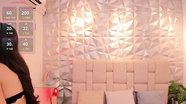 Snapshot of mell_muller chatting on 04/18/26, 11:36 mell muller online show from 04/18/26, 11:36