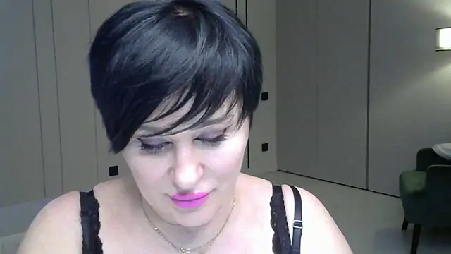 Kleotempt online show from 04/14/26, 11:44