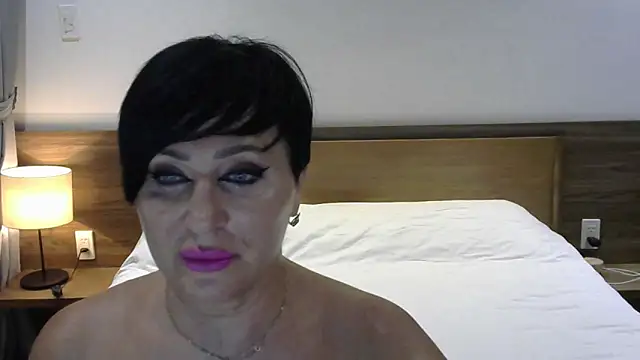 Snapshot of Kleotempt chatting on 06/19/26, 06:56 Kleotempt online show from 06/19/26, 06:56