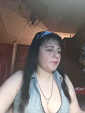 Snapshot of Apelsinkaa chatting on 06/06/26, 05:17 Apelsinkaa online show from 06/06/26, 05:17