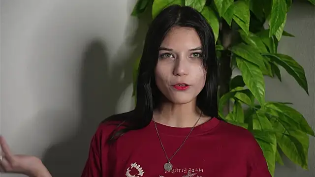 Snapshot of CaroylnPaiva chatting on 02/24/26, 11:52 CaroylnPaiva online show from 02/24/26, 11:52