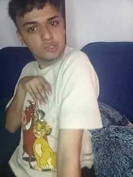 Snapshot of WillowPill5 chatting on 03/03/26, 08:48 WillowPill5 online show from 03/03/26, 08:48