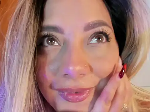 FoxxySweet online show from 04/14/26, 02:23