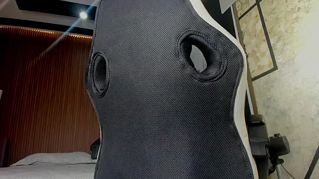 DylanRoyce  online show from 04/17/26, 12:19