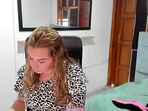 Julieta star  online show from 03/03/26, 07:09