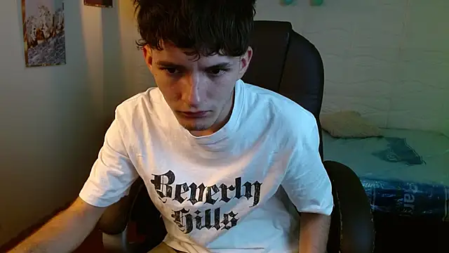 Snapshot of trevor_mob chatting on 03/02/26, 07:32 trevor mob online show from 03/02/26, 07:32